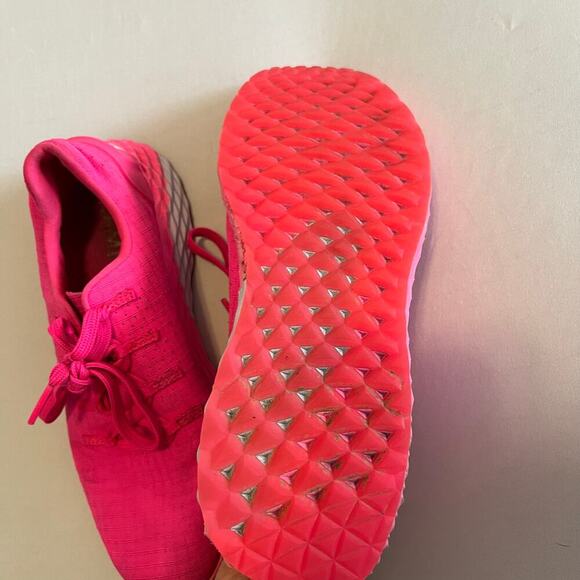 NoBull Ripstop Runner Neon Pink M6, W7.5 - Picture 6 of 11